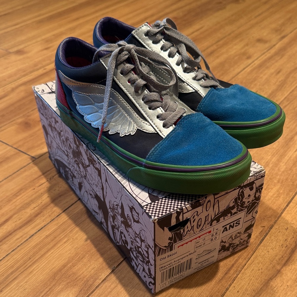 Rare Vans Old Skool Marvel Avengers Wing Sneakers
